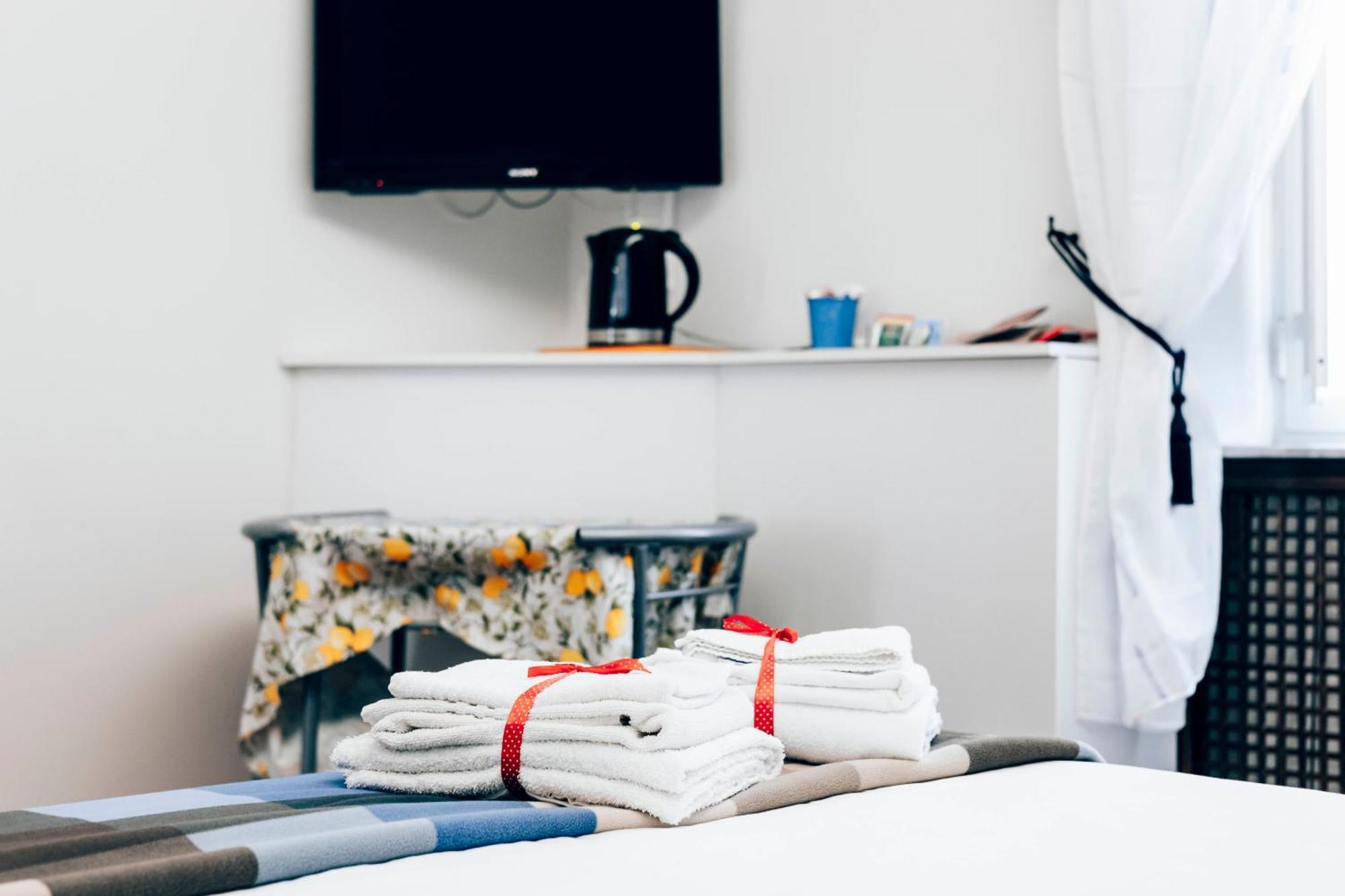 Bed & Breakfast La Casa Del Sole A Mergellina Napoli